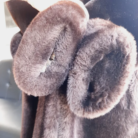 VTG Luxurious Brown Mouton Swing Coat - Picture 9 of 11